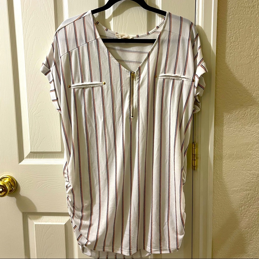 Like new maternity shirt